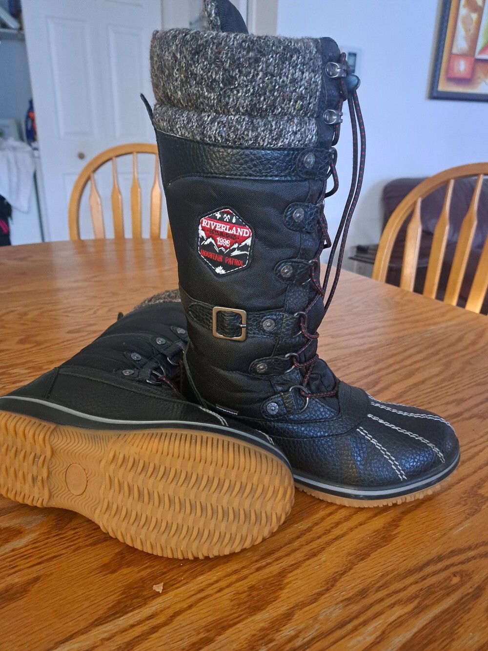 Riverland Women's Black Winter Lace-Up Boots with Knit Cuff